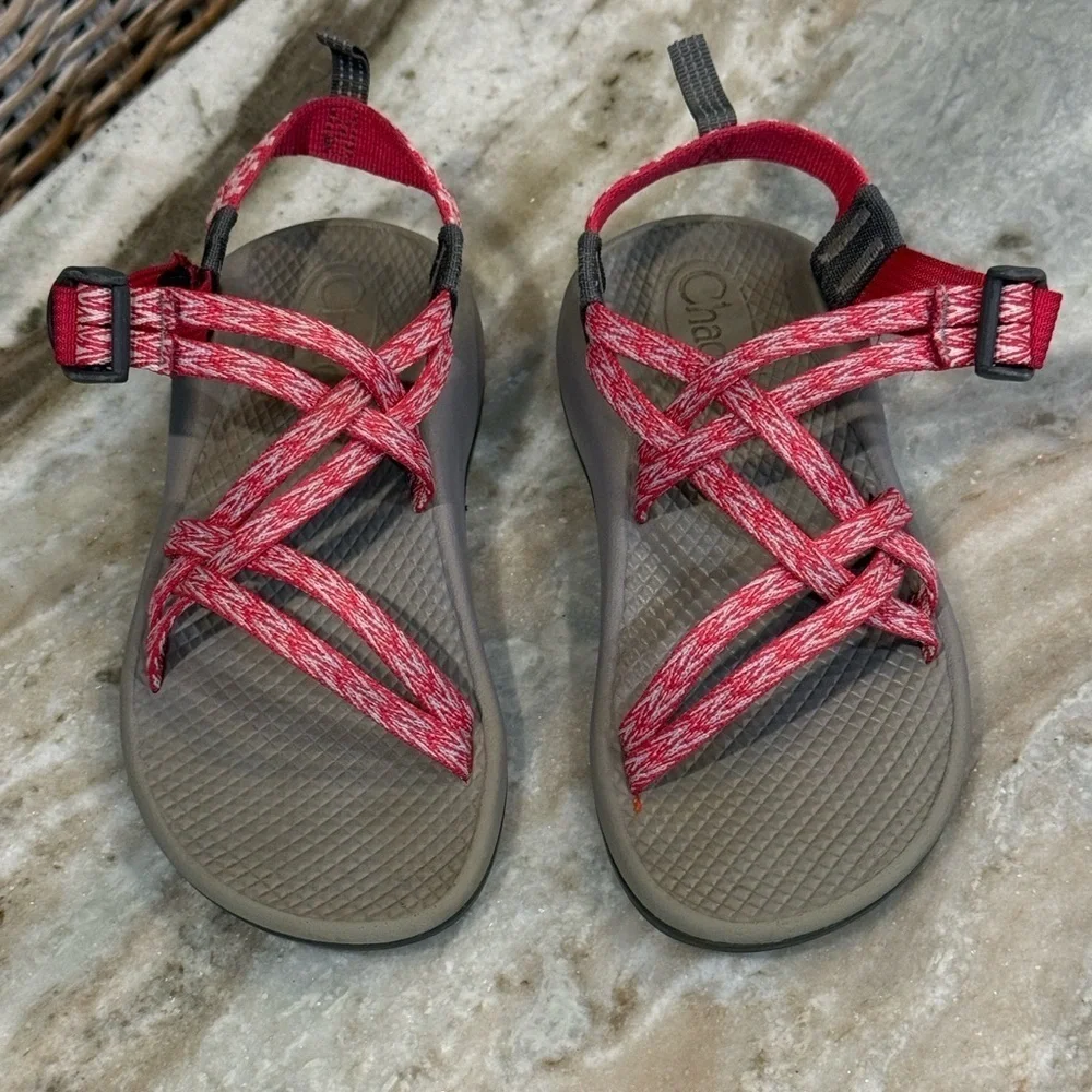 Kids CHACO ZX/1 Ecotread Pink Strappy adjustable sandals- Size 2